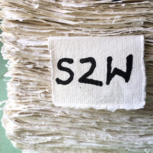 Khadi White Rag Paper - 320gsm 56 x 76cm - Pack of 10 sheets