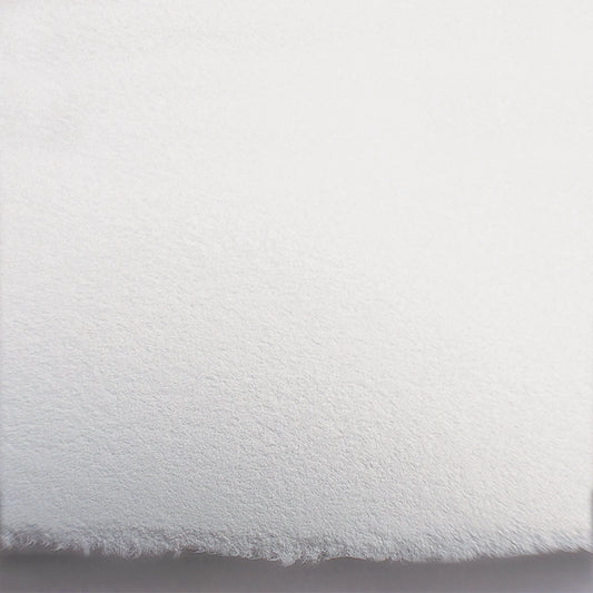 Arnhem 1618 White 320gsm 56 X 76CM