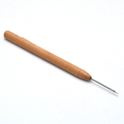 Fine Needle - Wooden Handle